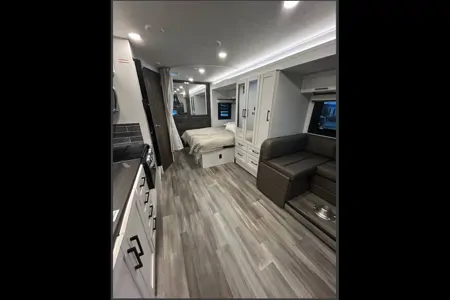 (RV-with-ME) 2026 Jayco Redhawk 24B