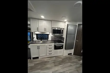 (RV-with-ME) 2026 Jayco Redhawk 24B