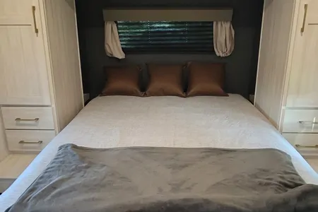 Jason's Forest River Surveyor 260bhle  Travel Trailer