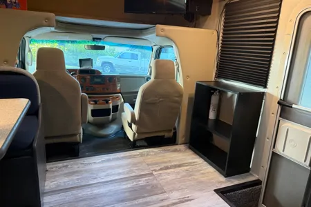 Thor Motor Coach Freedom elite Class C