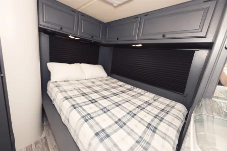 Thor Motor Coach Freedom elite Class C