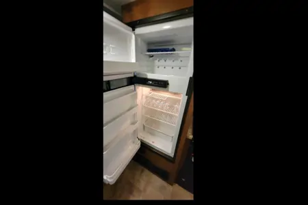 AR's Lance 1685 Travel Trailer