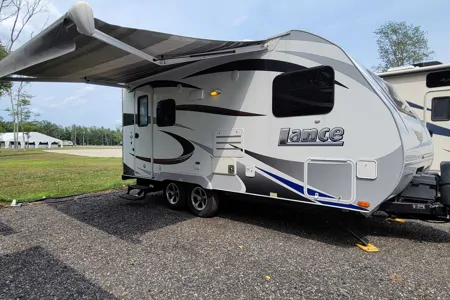 AR's Lance 1685 Travel Trailer