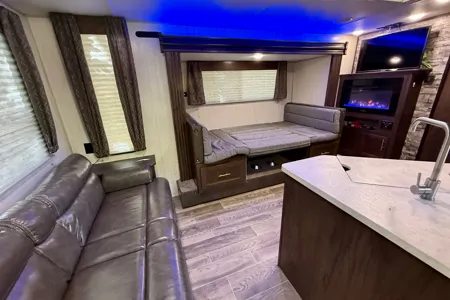 Forest River Cherokee 23mk Travel Trailer
