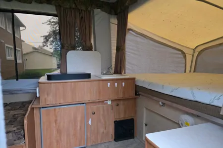 Tente-roulotte avec AIR CLIMATISÉ 