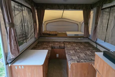 Tente-roulotte avec AIR CLIMATISÉ 