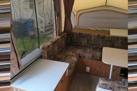 Tente-roulotte avec AIR CLIMATISÉ 