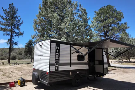 Keystone Hideout 175BH Travel Trailer