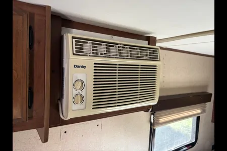 JAYCO JAY FLIGHT BAJA EDITION