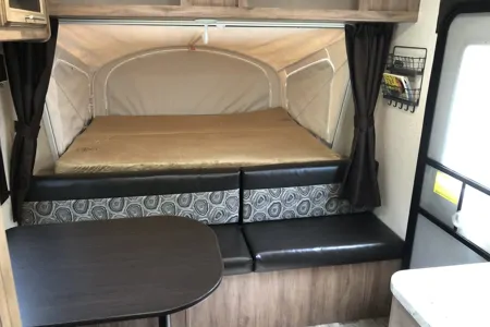3 bunk Jayco Jayfeather 17XFD Hybrid