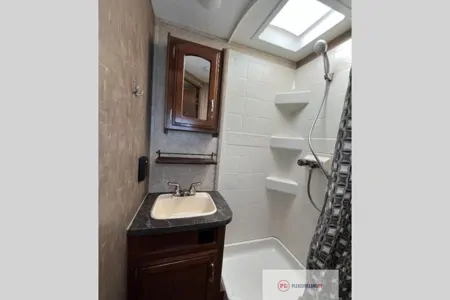 3 bunk Jayco Jayfeather 17XFD Hybrid
