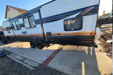 Forest River XLite273qbxl Travel Trailer