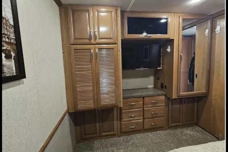 Fleetwood Bounder 35 Class A