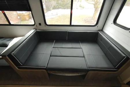 Family travels Heartland Pioneer BH280 Travel Trailer