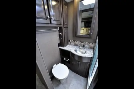 Mac’s  Windsport 29M Class A