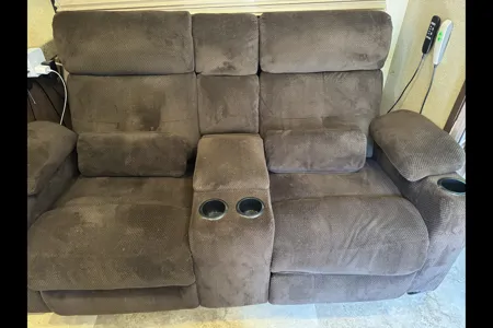 Mac’s  Windsport 29M Class A