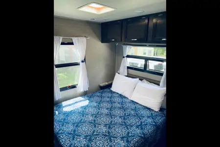 2019 Jayco 31XL (Nutmegger Nomad) - Bunk Beds -Fully Stocked