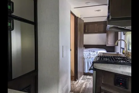 JC's Starcraft Autumn Ridge Outfitter