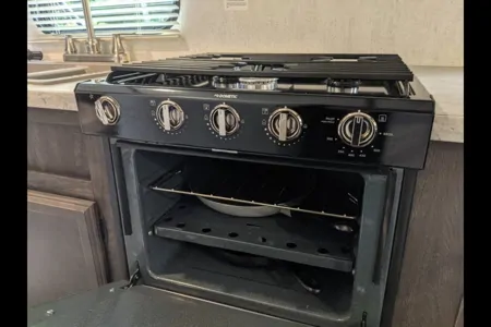 JC's Starcraft Autumn Ridge Outfitter