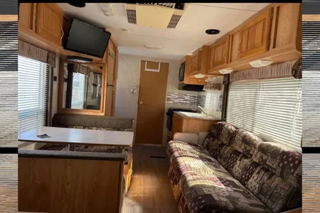Fully Loaded with all necessities Keystone Hornet Trailer