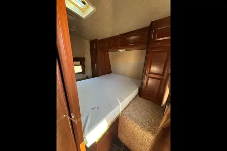 Kristin’s Keystone Fuzion Toy Hauler