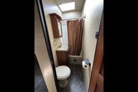 Kristin’s Keystone Fuzion Toy Hauler