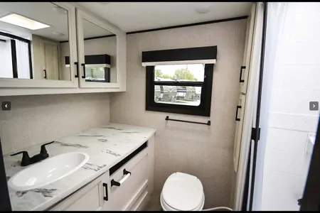 Felix's Jayco Jay Feather 25RB Travel Trailer