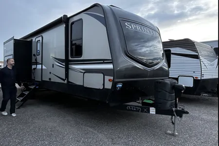 Christen's Keystone 320MLS Travel Trailer