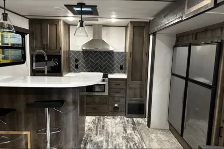Christen's Keystone 320MLS Travel Trailer
