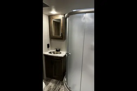 Christen's Keystone 320MLS Travel Trailer