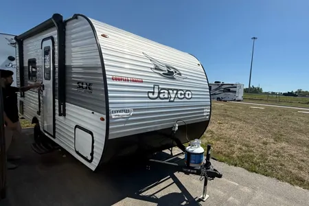 Couple Ds JayFlight Trailer