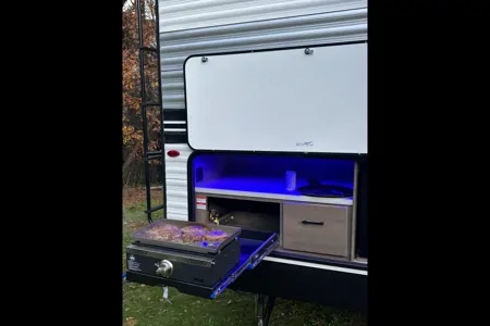 Dominy's Jayco Jay Flight 235MBHW Travel Trailer