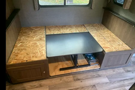 Venoms Keystone 24bhs Travel Trailer