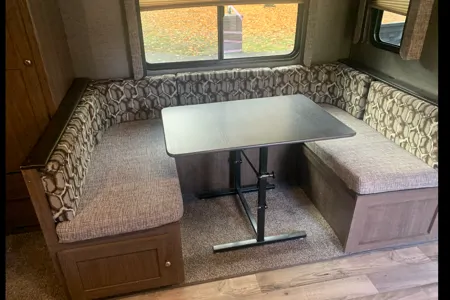 Venoms Keystone 24bhs Travel Trailer