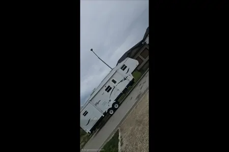 Natalie's Pilgrim International 267bh Fifth Wheel