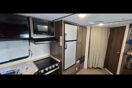 Michael's Keystone 2021 Travel Trailer