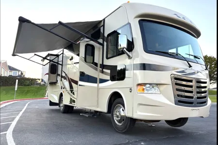 DAVID's Thor Motor Coach ace 30.1 Class A