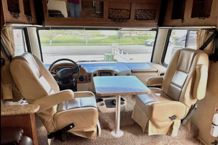 DAVID's Thor Motor Coach ace 30.1 Class A