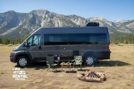 B01 - Thor Twist Van - The RV Rental Factory