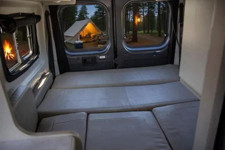 B01 - Thor Twist Van - The RV Rental Factory