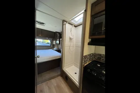 Liuliu's Thor Motor Coach Chateau Class C