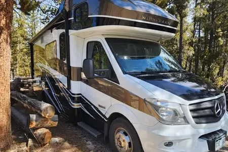 2017 Winnebago Navion 24G: Spacious w/ Flex Miles