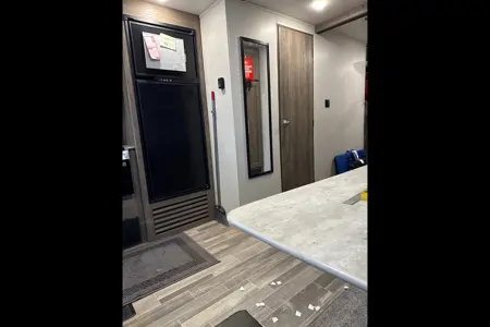 Annie’s Keystone Zinger 328sb Travel Trailer