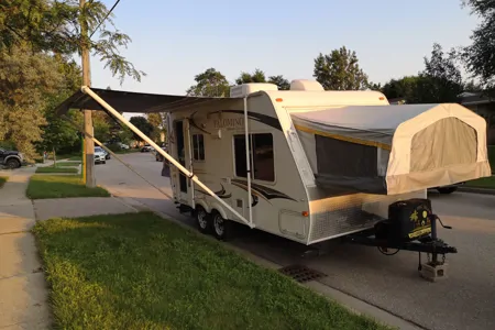 Chris's Palomino Stampede ultra lite s-195sd Hybrid