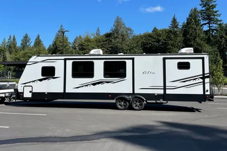 "King Kenny" | 2021 East to West Alta