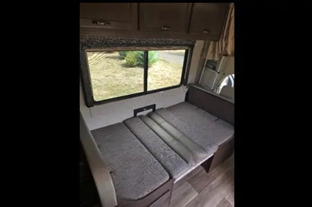 "Bunny," a 2020 Thor Motor Coach Freedom Elite C, SUPER CLEAN!! 30% Off Rapid Booking Special!!