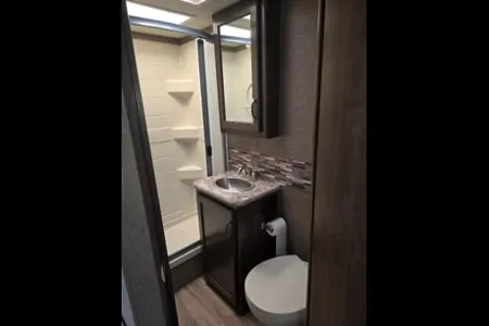"Bunny," a 2020 Thor Motor Coach Freedom Elite C, SUPER CLEAN!! 30% Off Rapid Booking Special!!