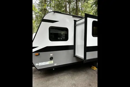 Tim's Jayco SLX 7 184BS Travel Trailer