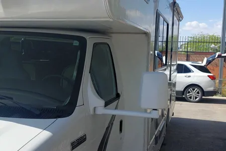 Clinton's Thor Motor Coach 2018 Thor Freedom Elite  Class C