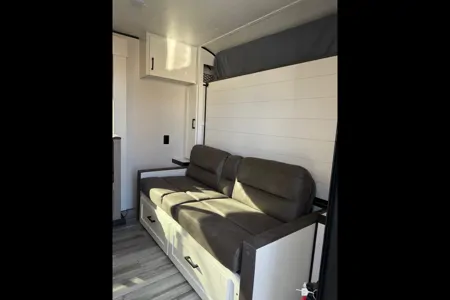 Christy's Jayco 197MBW  SLX Baja Edition Travel Trailer